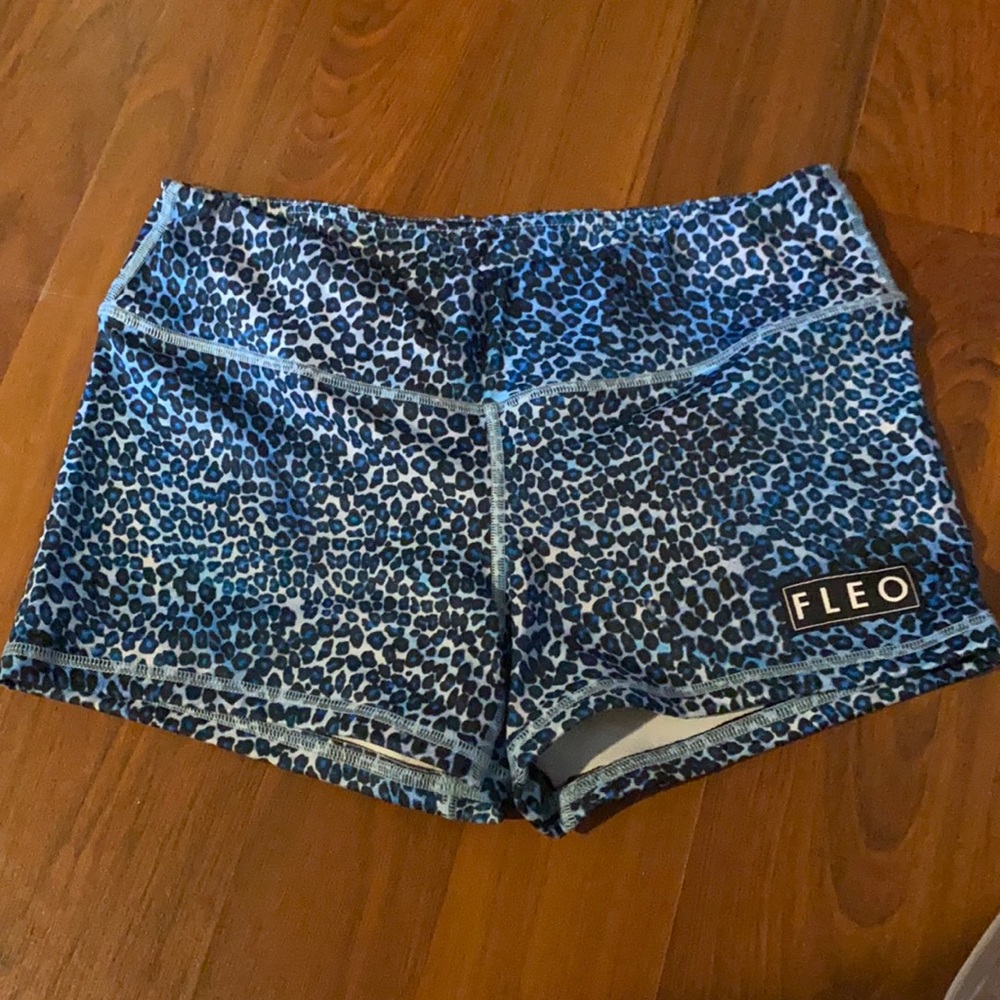 Fleo used shorts
